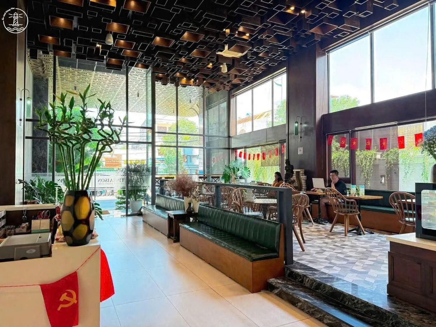 CHO THUÊ QUÁN CAFE FULL SETUP TRONG KHÁCH SẠN CĂN HỘ DỊCH VỤ – TRUNG TÂM TP. VŨNG TÀU