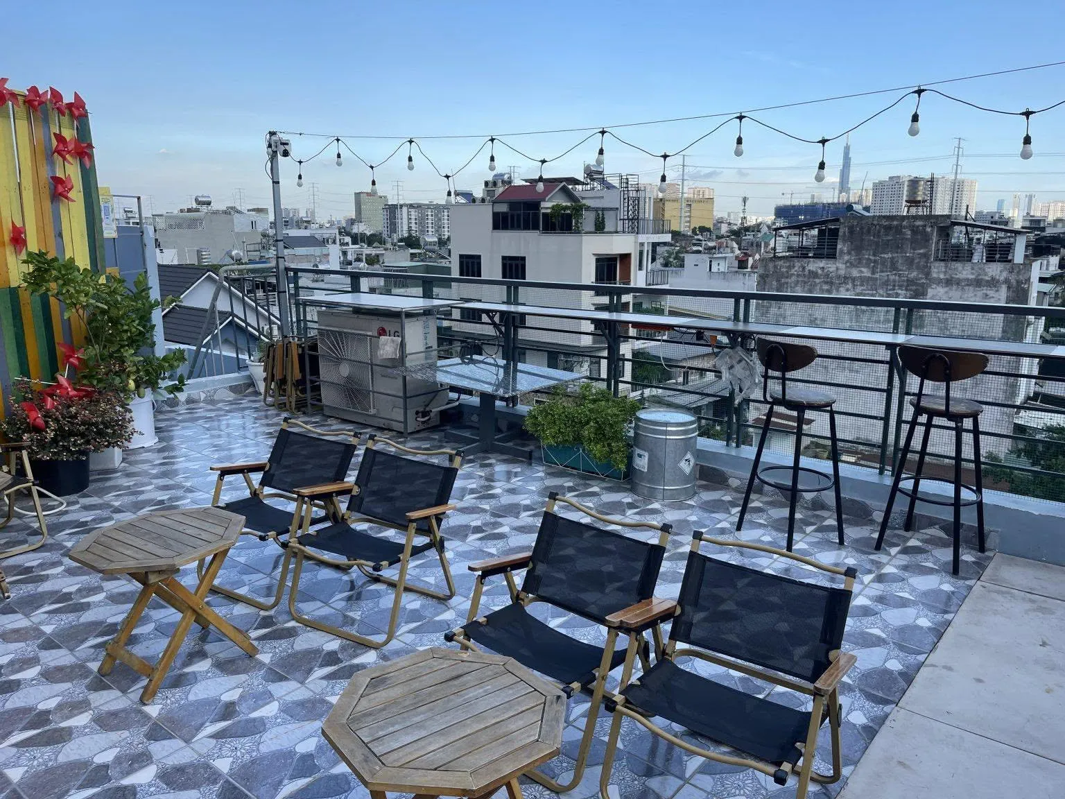 CHỐT NHANH! SANG QUÁN CAFE LẦU MÁY LẠNH + VIEW ROOFTOP ĐẸP NHẤT DƯƠNG QUẢNG HÀM, GÒ VẤP