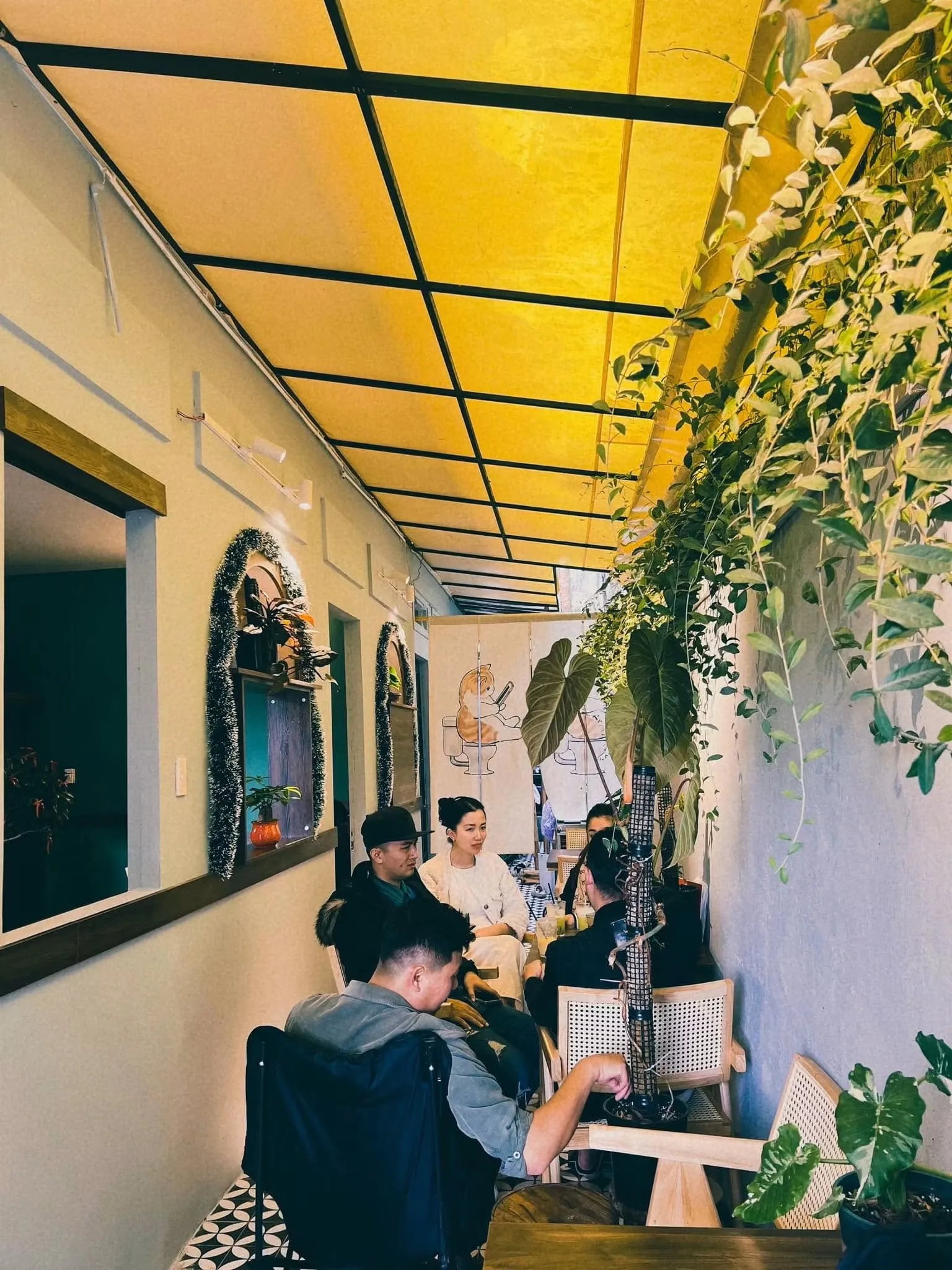 SANG GẤP QUÁN CAFE CHILL TRUNG TÂM ĐÀ LẠT – GIÁ THUÊ SIÊU RẺ 7TR, GIÁ SANG 70TR GỒM CỌC - Ảnh 3