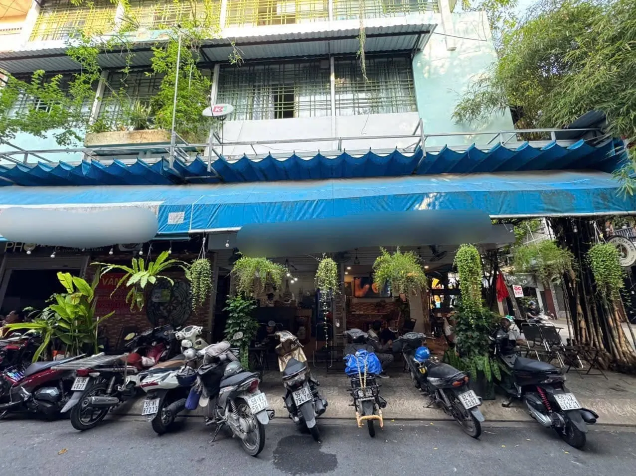 SANG GẤP QUÁN CAFE LÔ GÓC 2 MẶT TIỀN KHU BÀU CÁT, TÂN BÌNH – CHỈ 200 TRIỆU, DOANH THU ỔN ĐỊNH - Ảnh 3