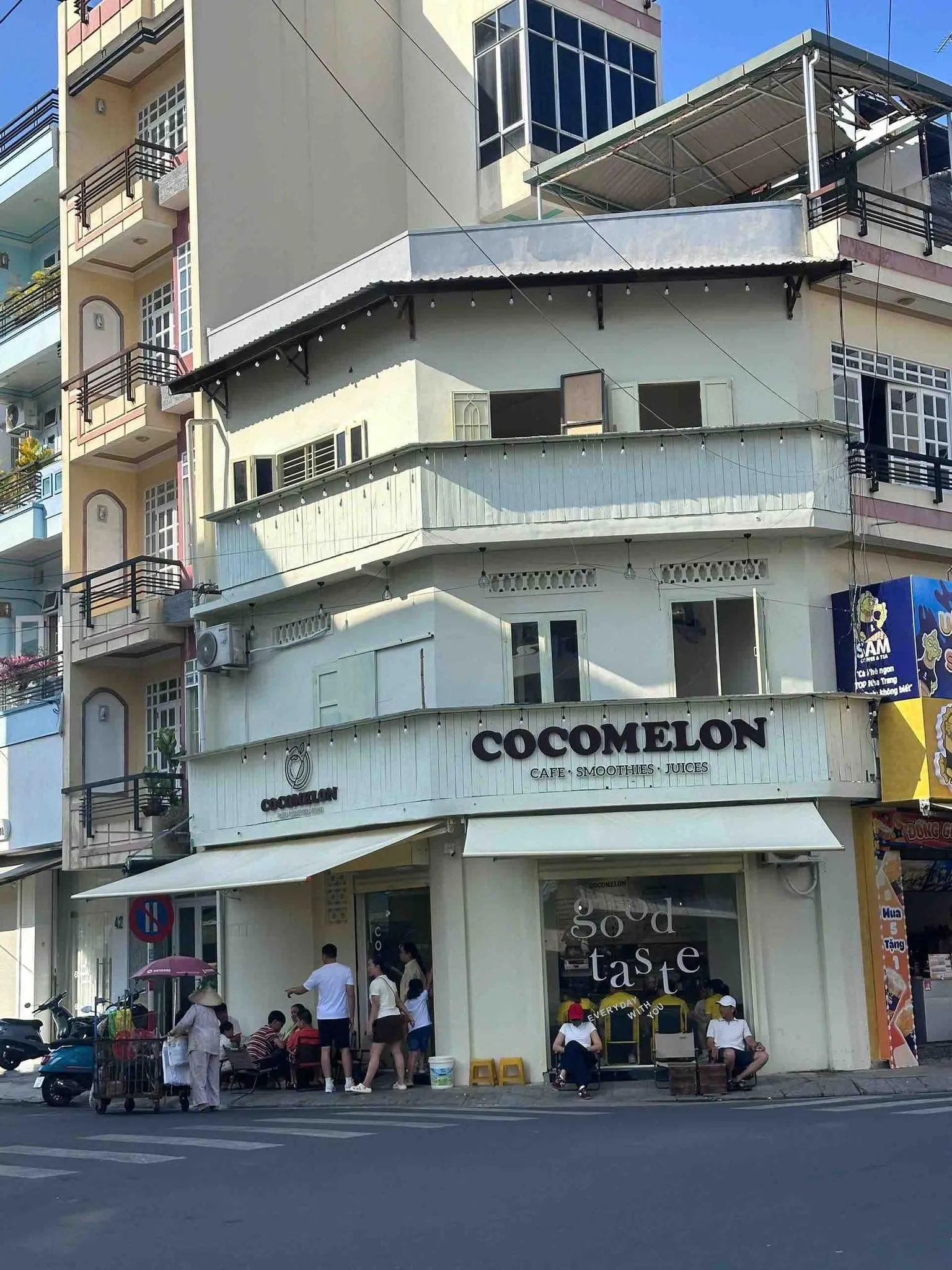 SANG GẤP QUÁN CAFE LÔ GÓC 2 MẶT TIỀN NGÔ GIA TỰ & TRỊNH PHONG – KINH DOANH ĐANG RẤT TỐT