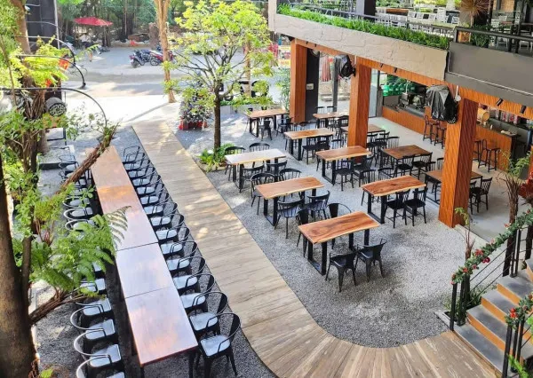 SANG NHƯỢNG HOẶC CHO THUÊ NHÀ HÀNG SÂN VƯỜN CAO CẤP - TRUNG TÂM RẠCH GIÁ - Ảnh 2