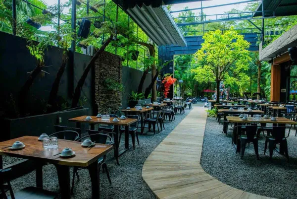 SANG NHƯỢNG HOẶC CHO THUÊ NHÀ HÀNG SÂN VƯỜN CAO CẤP - TRUNG TÂM RẠCH GIÁ - Ảnh 5