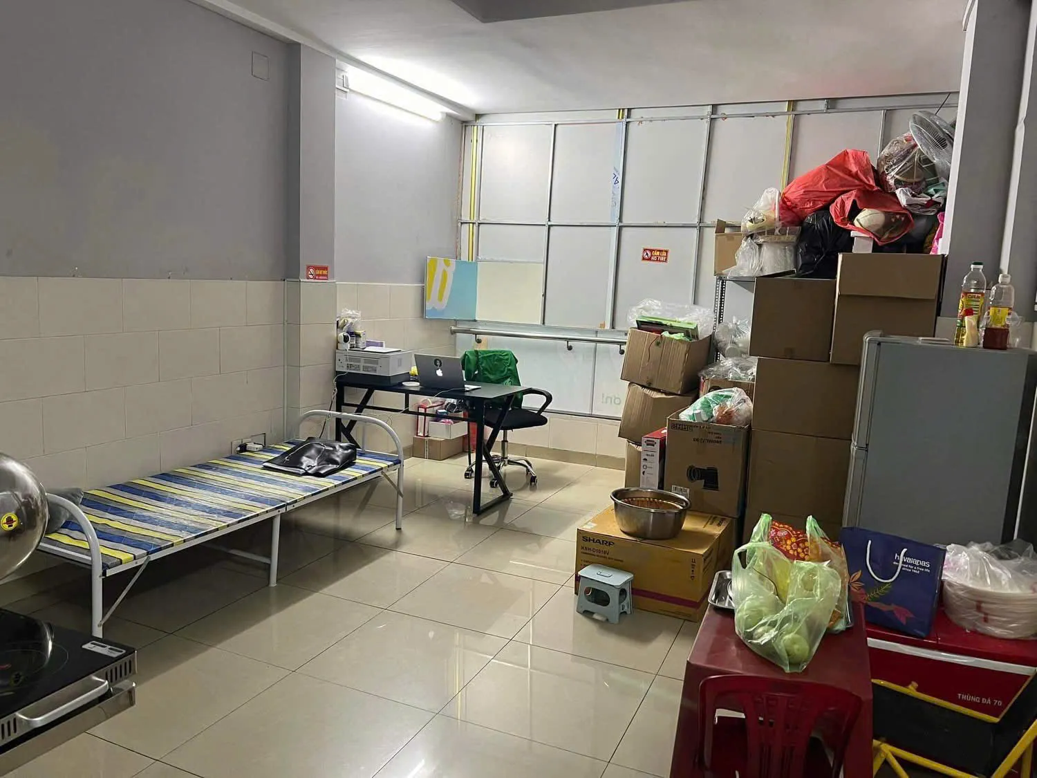 Sang nhượng quán cà phê mặt tiền đường Nguyễn Chí Thanh, Quận 5. - Ảnh 4