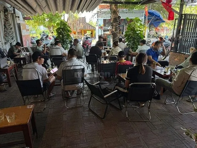 SANG NHƯỢNG QUÁN CAFE CĂN GÓC SÂN VƯỜN ĐANG ĐÔNG KHÁCH – THẠNH LỘC, QUẬN 12