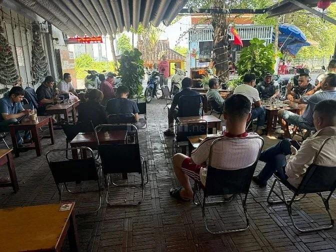 SANG NHƯỢNG QUÁN CAFE CĂN GÓC SÂN VƯỜN ĐANG ĐÔNG KHÁCH – THẠNH LỘC, QUẬN 12 - Ảnh 3