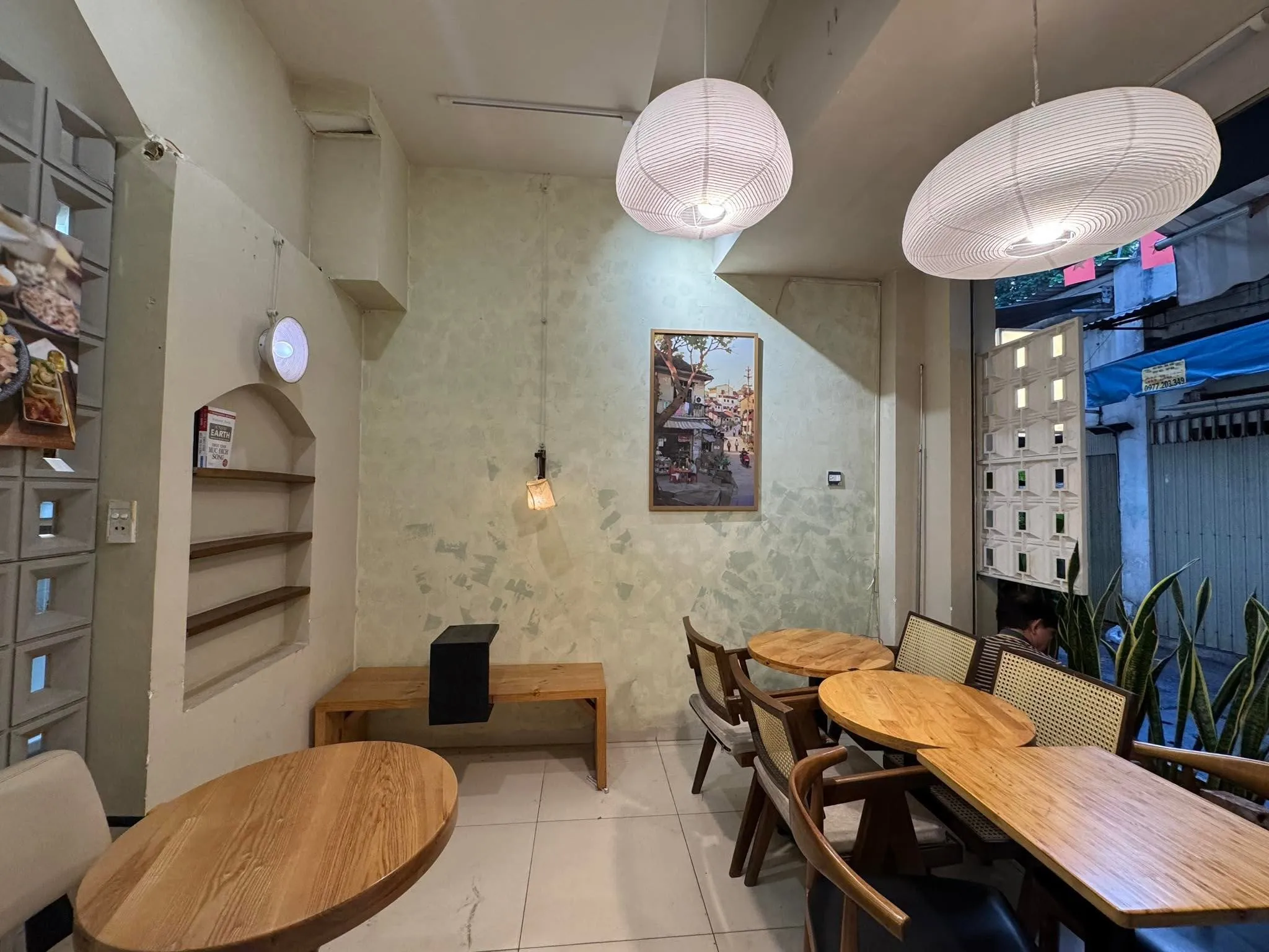 SANG NHƯỢNG QUÁN CAFE & ĐỒ ĂN NHANH – 2 MẶT TIỀN MẠC ĐĨNH CHI, QUẬN 1 - Ảnh 8
