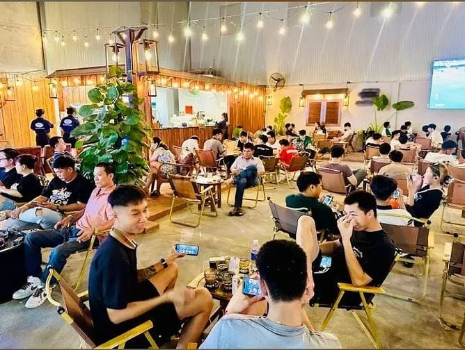 SANG NHƯỢNG QUÁN CAFE NHƯỢNG QUYỀN SÂN VƯỜN 24/7 – MẶT TIỀN GÒ XOÀI, BÌNH TÂN