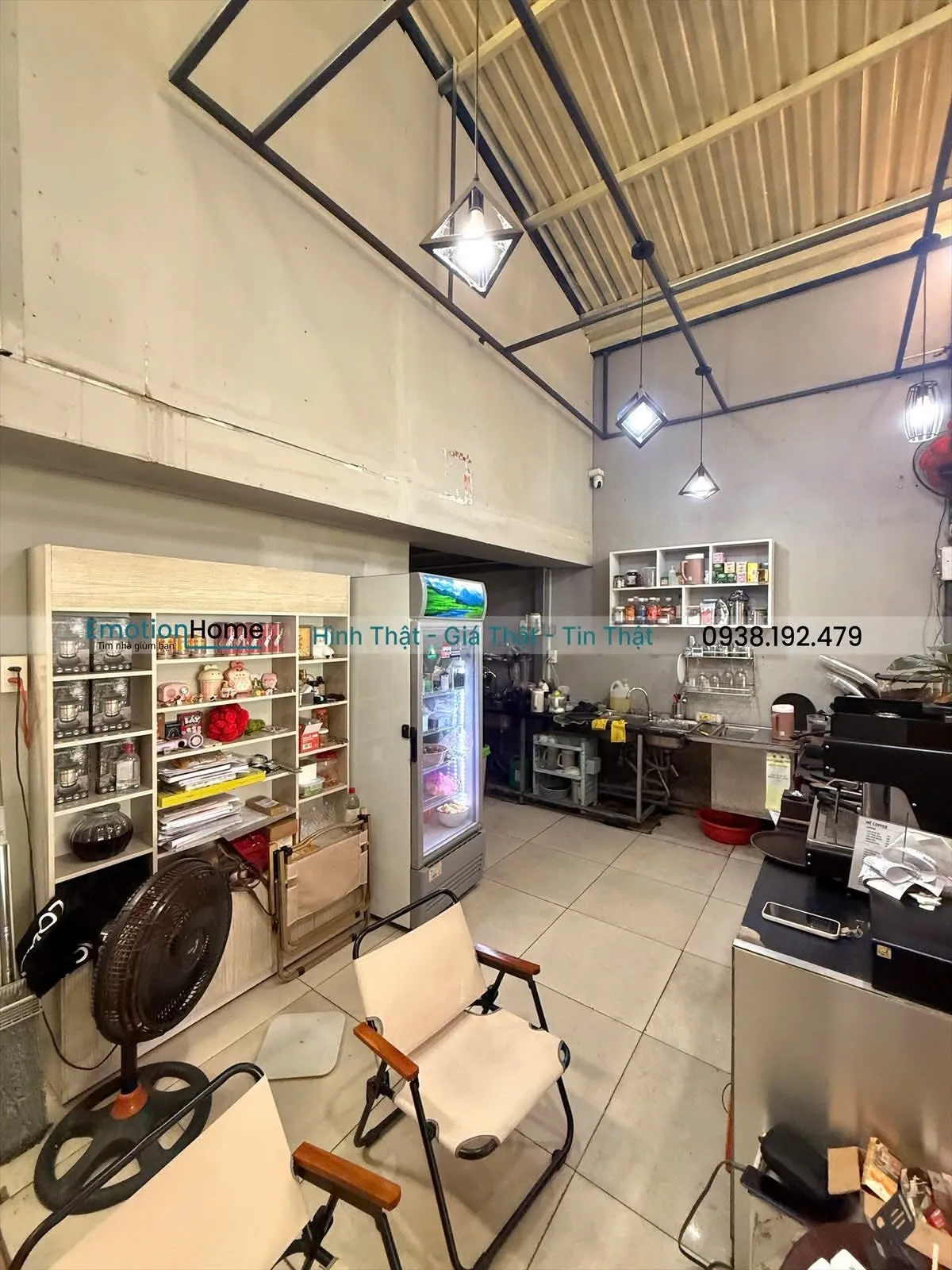 Sang quán cafe 136m2 (8x17m) ngay cạnh Emart Gò Vấp, vào là kinh doanh ngay - Ảnh 4