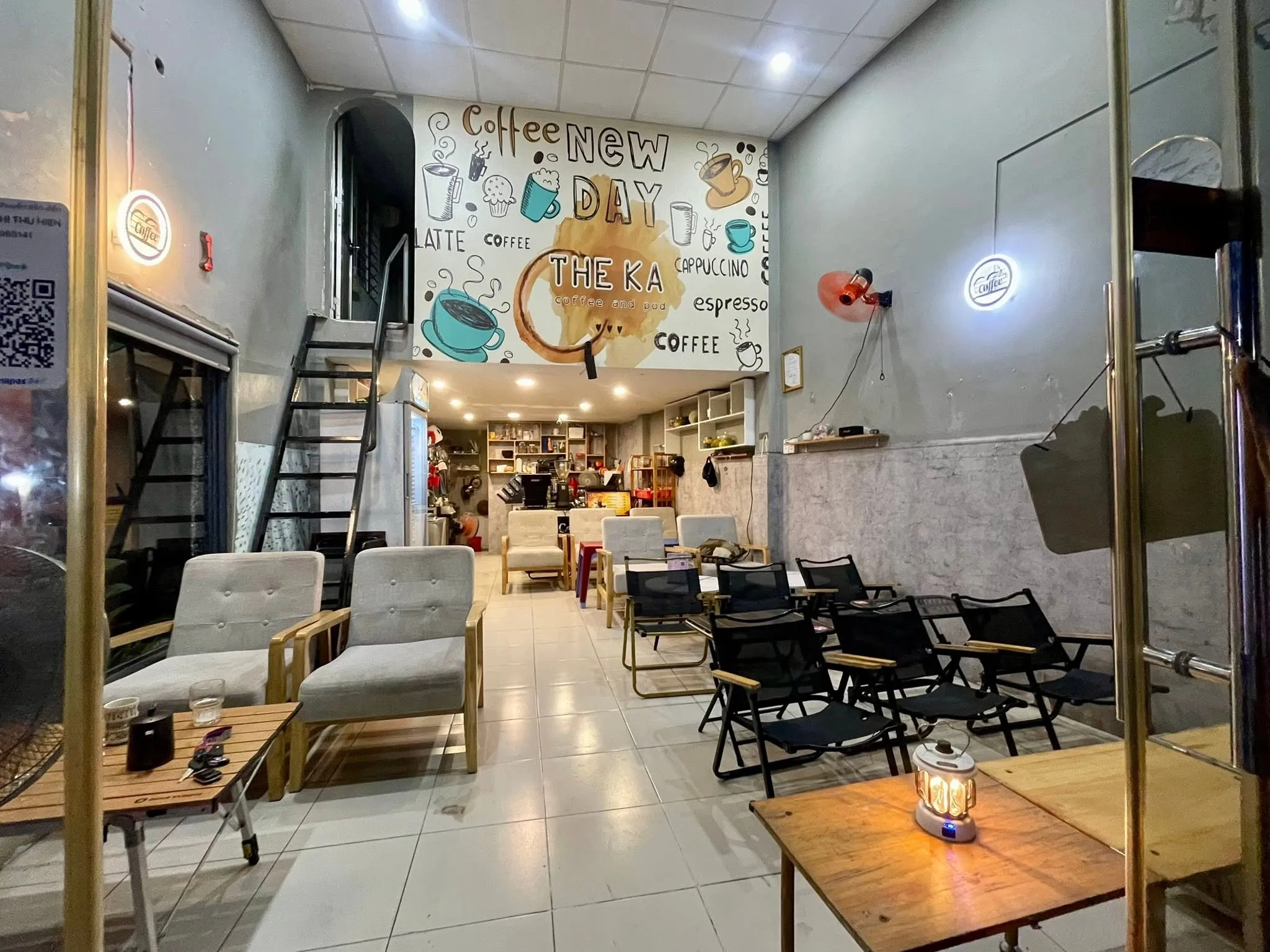 SANG QUÁN CAFE GÓC 2 MẶT TIỀN ĐƯỜNG HỒ BÁ PHẤN, QUẬN 9 – KẾ BÊN TRƯỜNG HỌC, VỪA Ở VỪA KINH DOANH