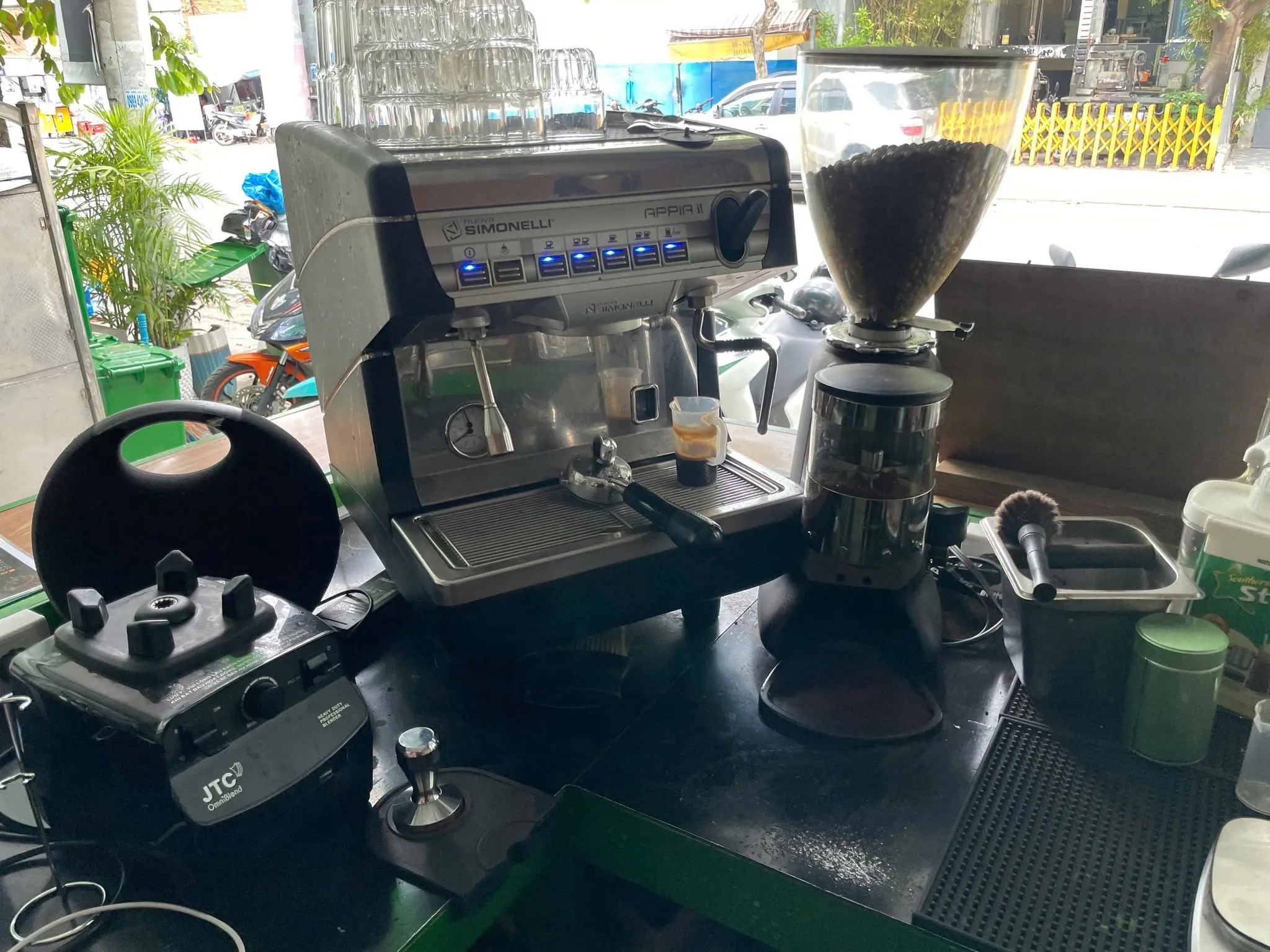 Sang quán cafe Kha Vạn Cân, Thủ Đức, DT 6x27m, giá 150tr (bao gồm cọc) - Ảnh 7