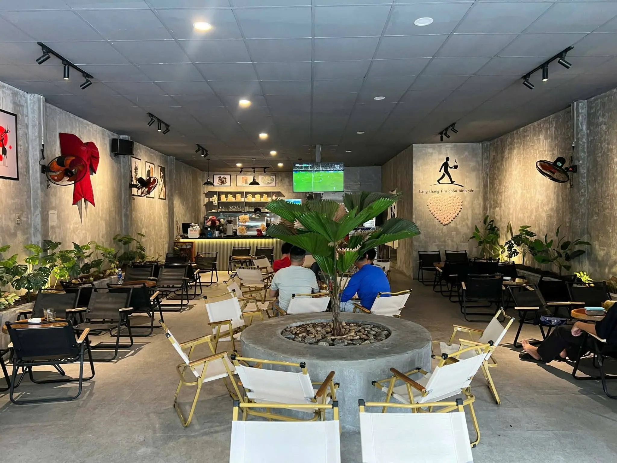 SANG QUÁN CAFE MẶT TIỀN CHỢ PHẠM VĂN BẠCH, GÒ VẤP – NGANG 8M, HĐ 5 NĂM KHÔNG TĂNG GIÁ