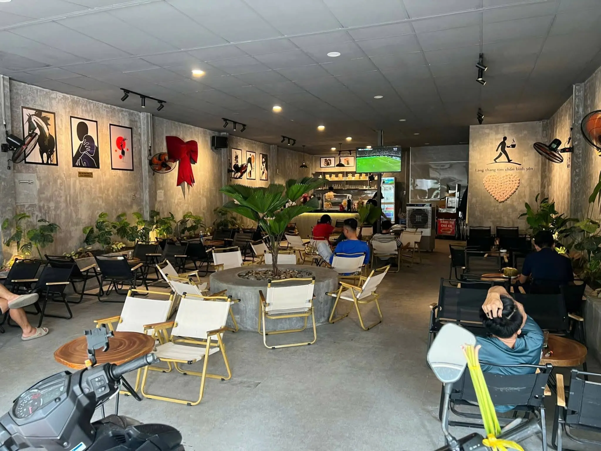 SANG QUÁN CAFE MẶT TIỀN CHỢ PHẠM VĂN BẠCH, GÒ VẤP – NGANG 8M, HĐ 5 NĂM KHÔNG TĂNG GIÁ - Ảnh 3