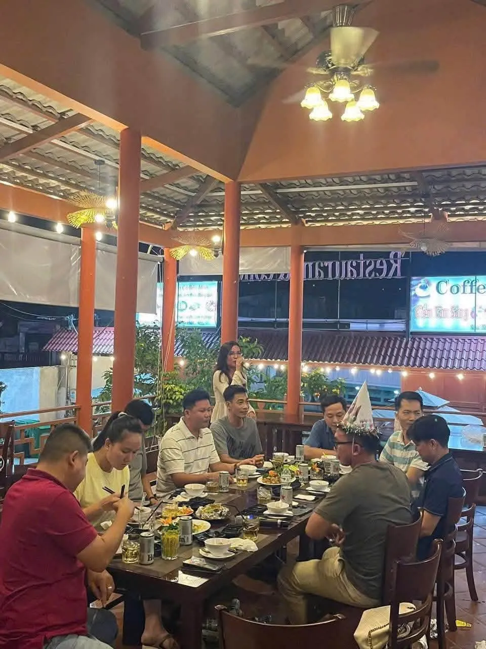 SANG QUÁN CAFE – NHÀ HÀNG DIỆN TÍCH KHỦNG >2000M² MT HOÀNG HỮU NAM, Q.9 – TRẢ TRƯỚC 330TR VÀO LÀM NGAY