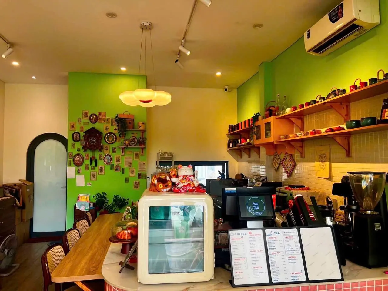 SANG QUÁN CAFE SÂN VƯỜN THẢO ĐIỀN, QUẬN 2 – KHU TÂY SẦM UẤT, CHI PHÍ ĐẦU TƯ HỢP LÝ - Ảnh 4