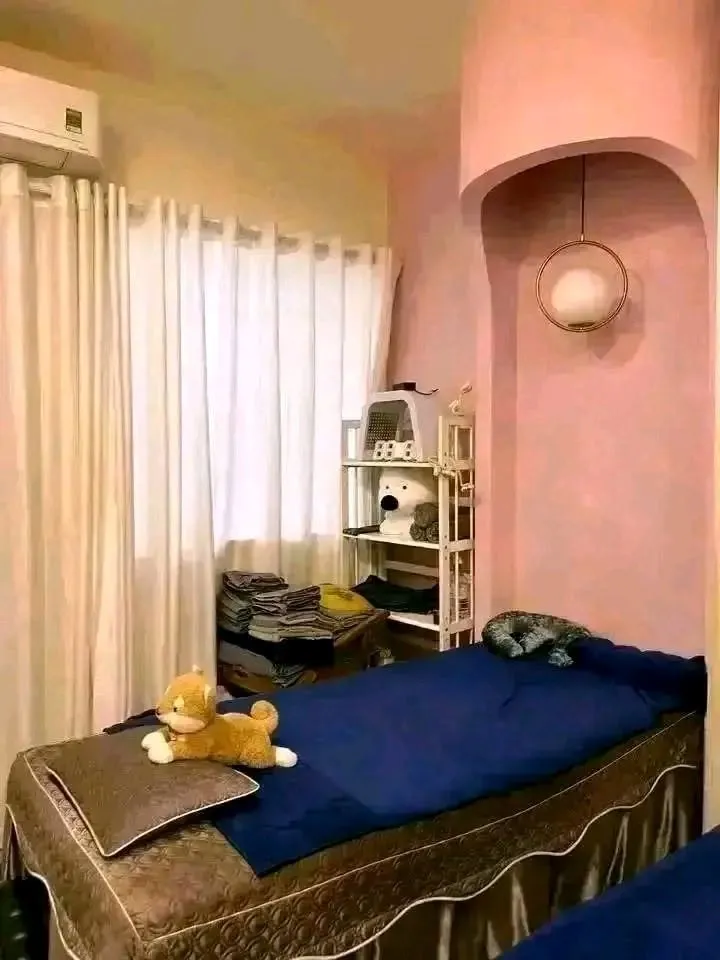 Sang tiệm Spa/Nail 1 trệt 2 lầu Đặng Văn Ngữ PN, Hẻm xe hơi 8m, Giá 150tr - Ảnh 2